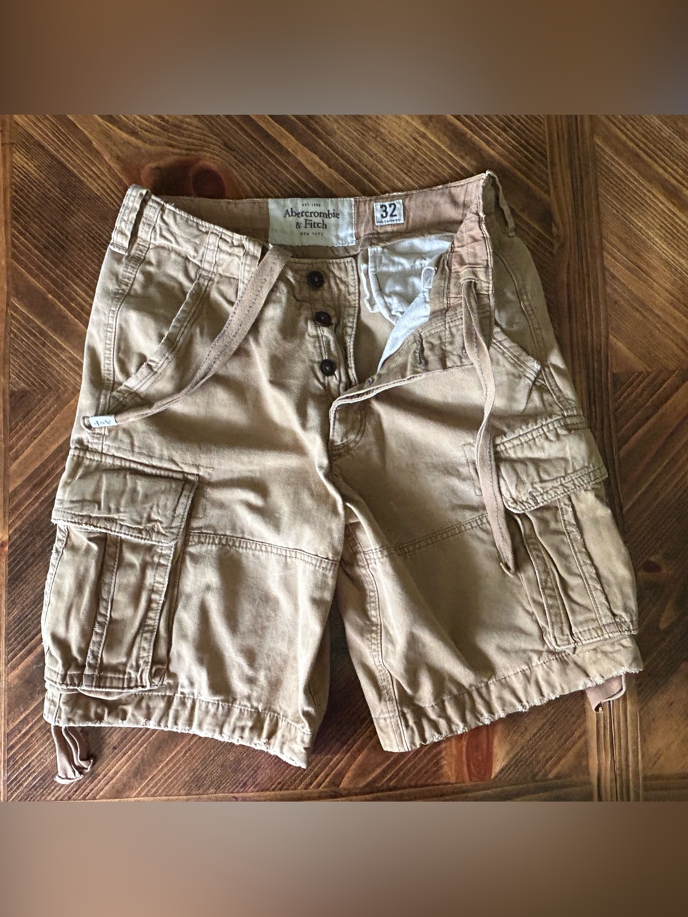 ABERCROMBIE & FITCH Long Cargo Shorts